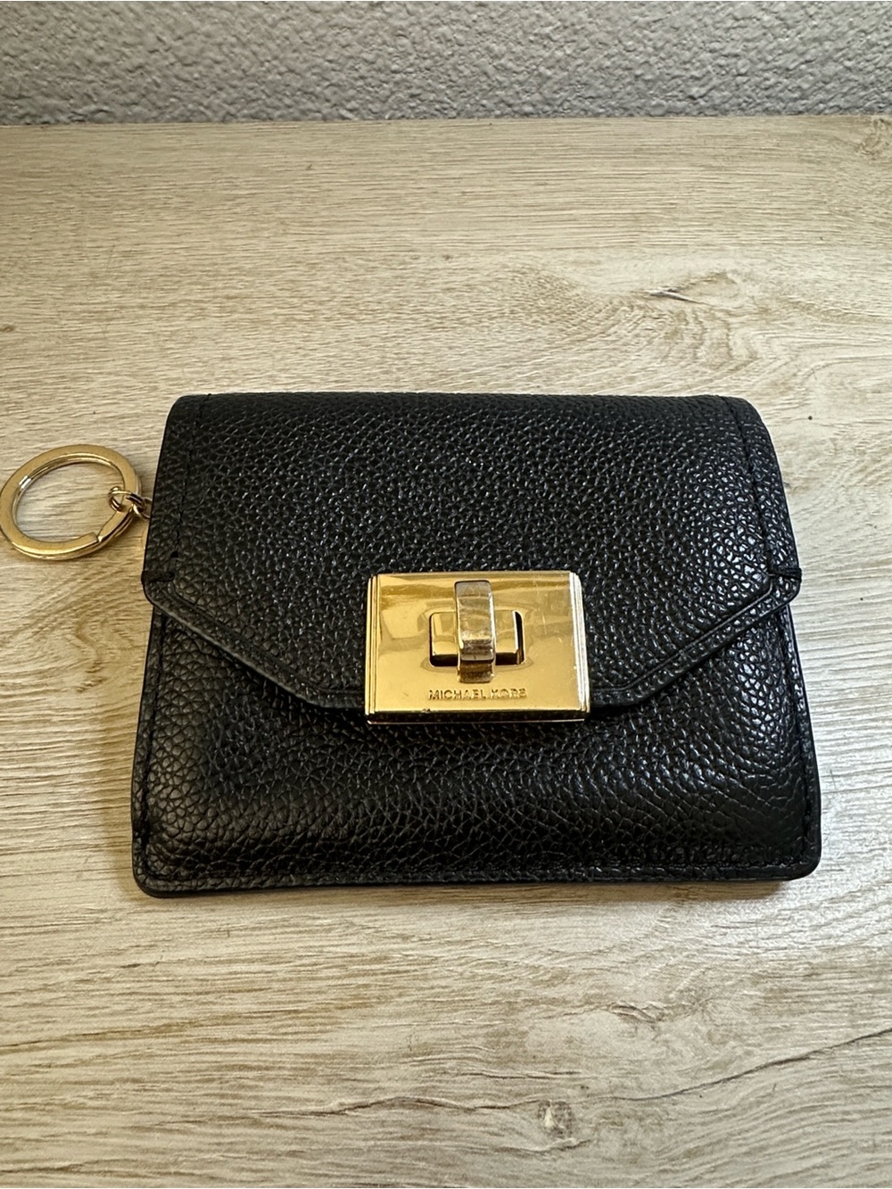 Michael Kors “Cassie” Black Pebbled Leather Keychain Card Wallet w Gold Hardware